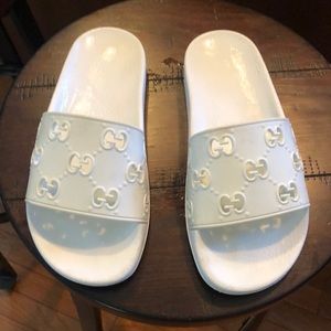 Women’s Gucci Rubber GG Slide Sandal